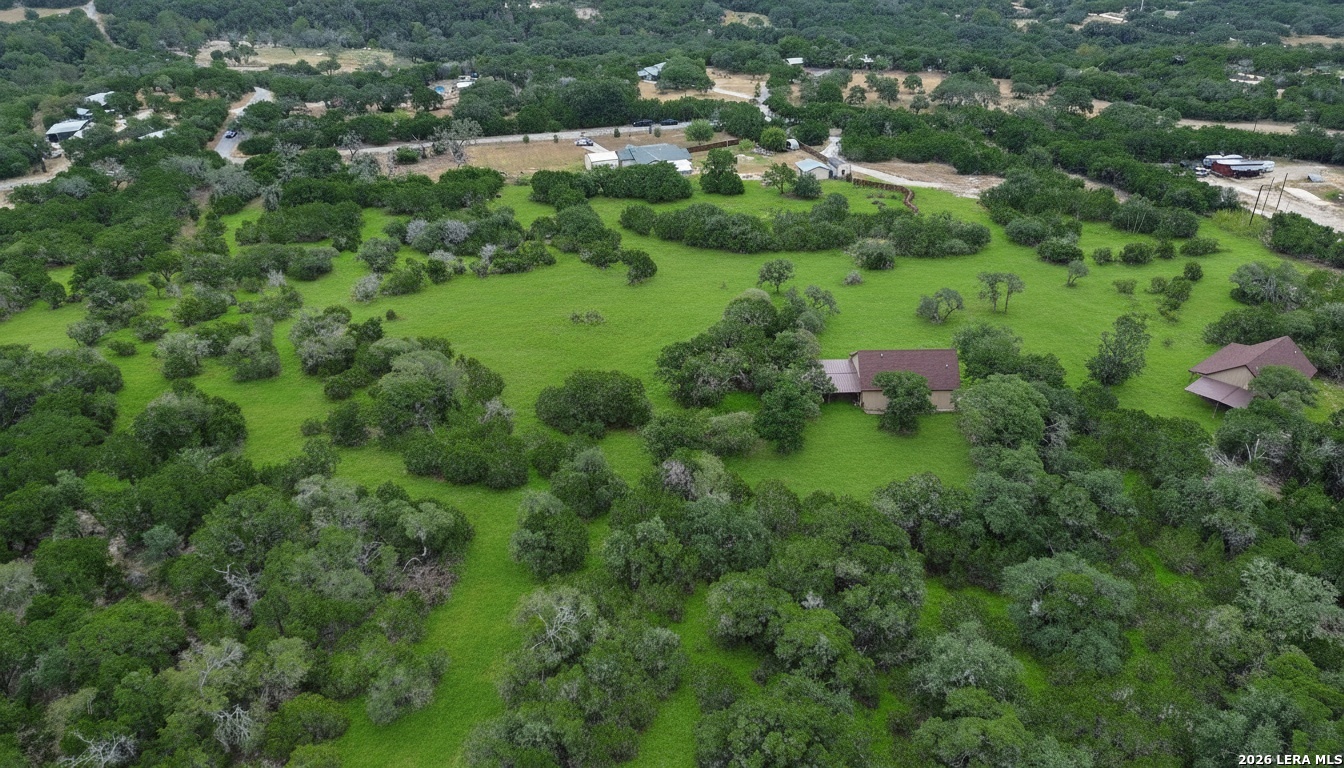 526 CHEYENNE TRL, Pipe Creek, TX 78063