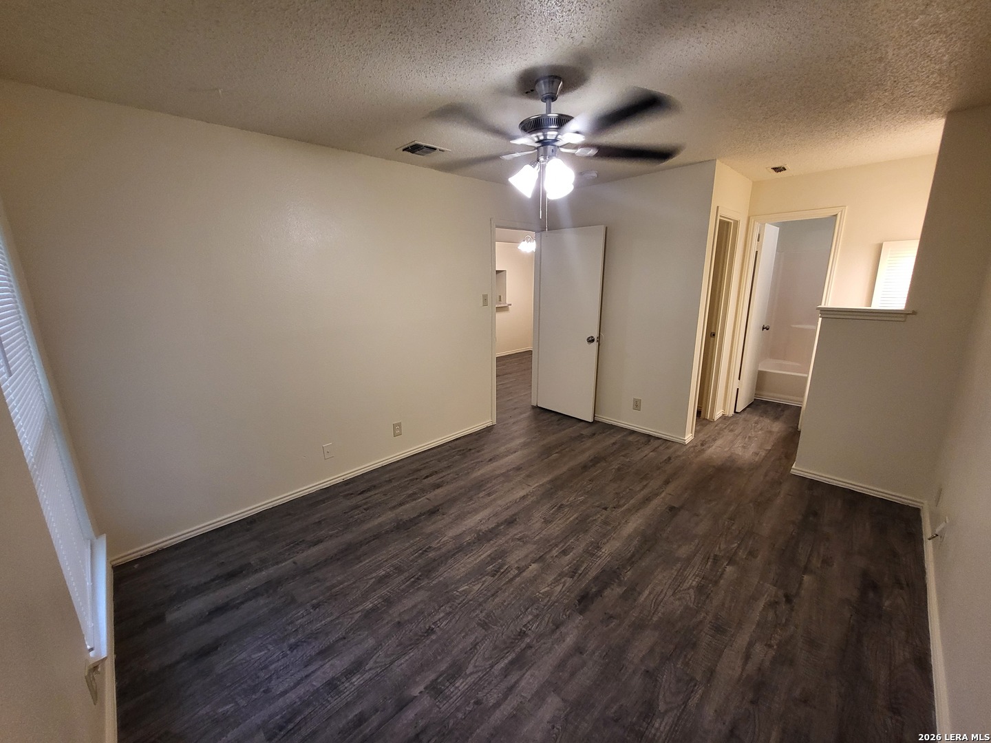 5253 MEADOW RISE ST, San Antonio, TX 78250