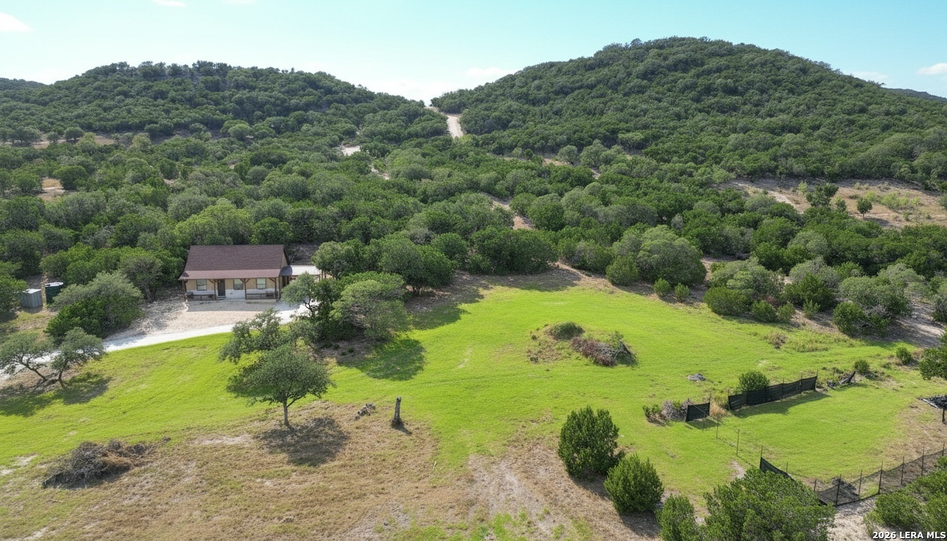 526 CHEYENNE TRL, Pipe Creek, TX 78063