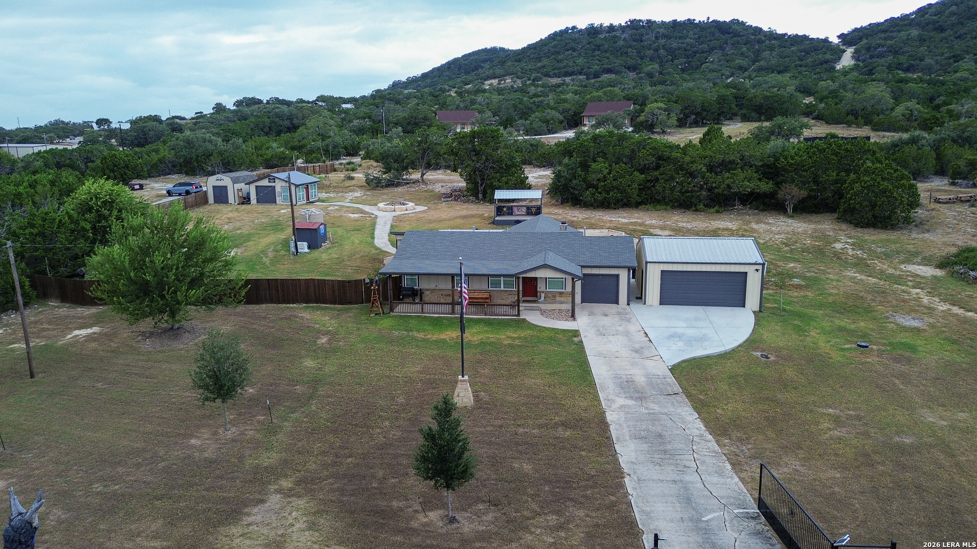 526 CHEYENNE TRL, Pipe Creek, TX 78063
