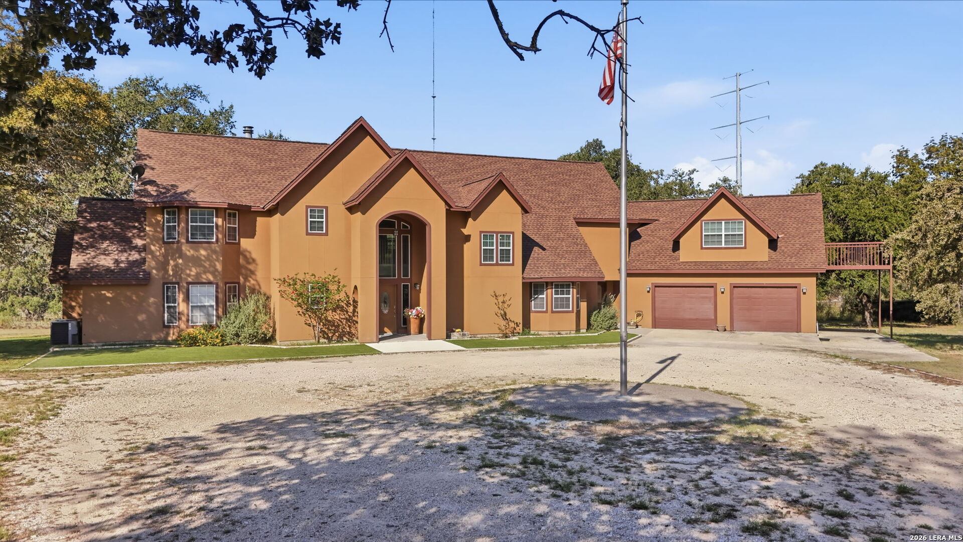 Property photo for 573 Flower Trail Loop, Floresville, TX