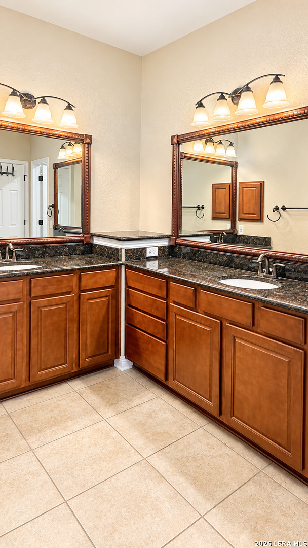 605 Oakmont Way, Cibolo, TX 78108