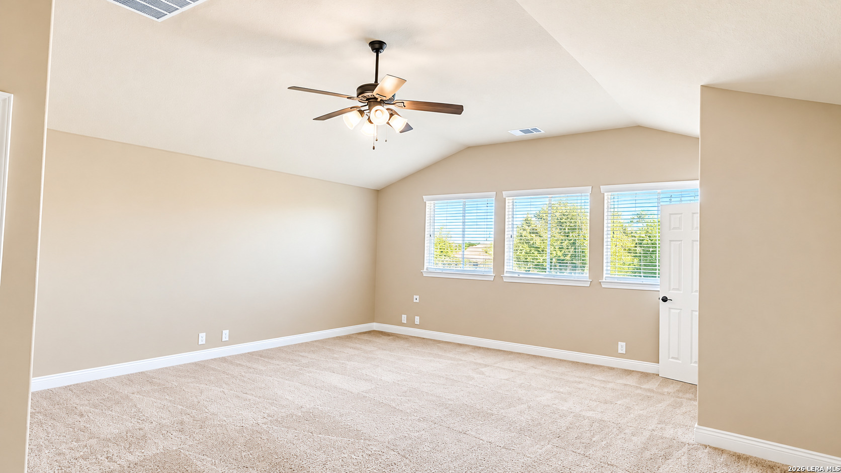 605 Oakmont Way, Cibolo, TX 78108