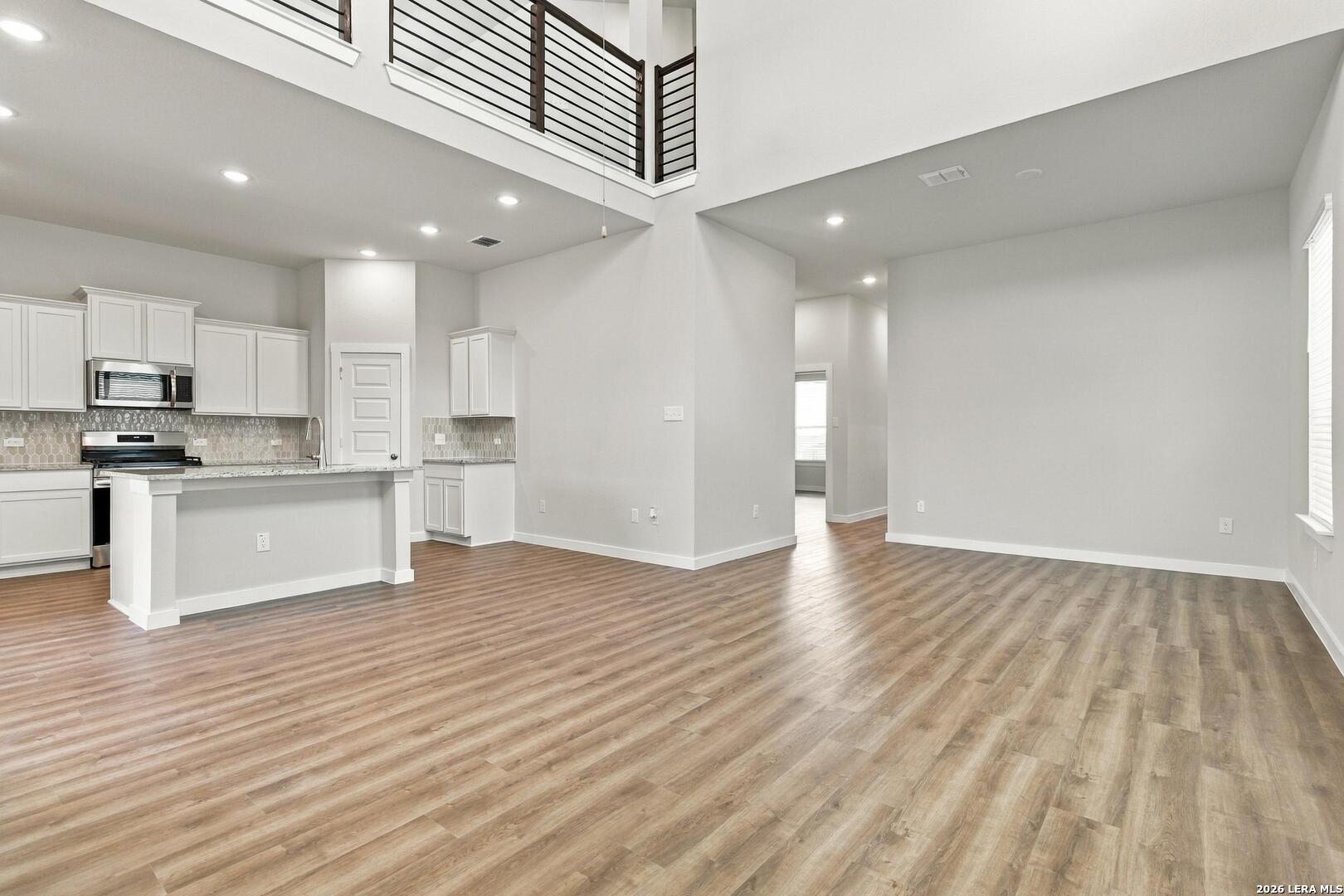 Living/Dining Combo