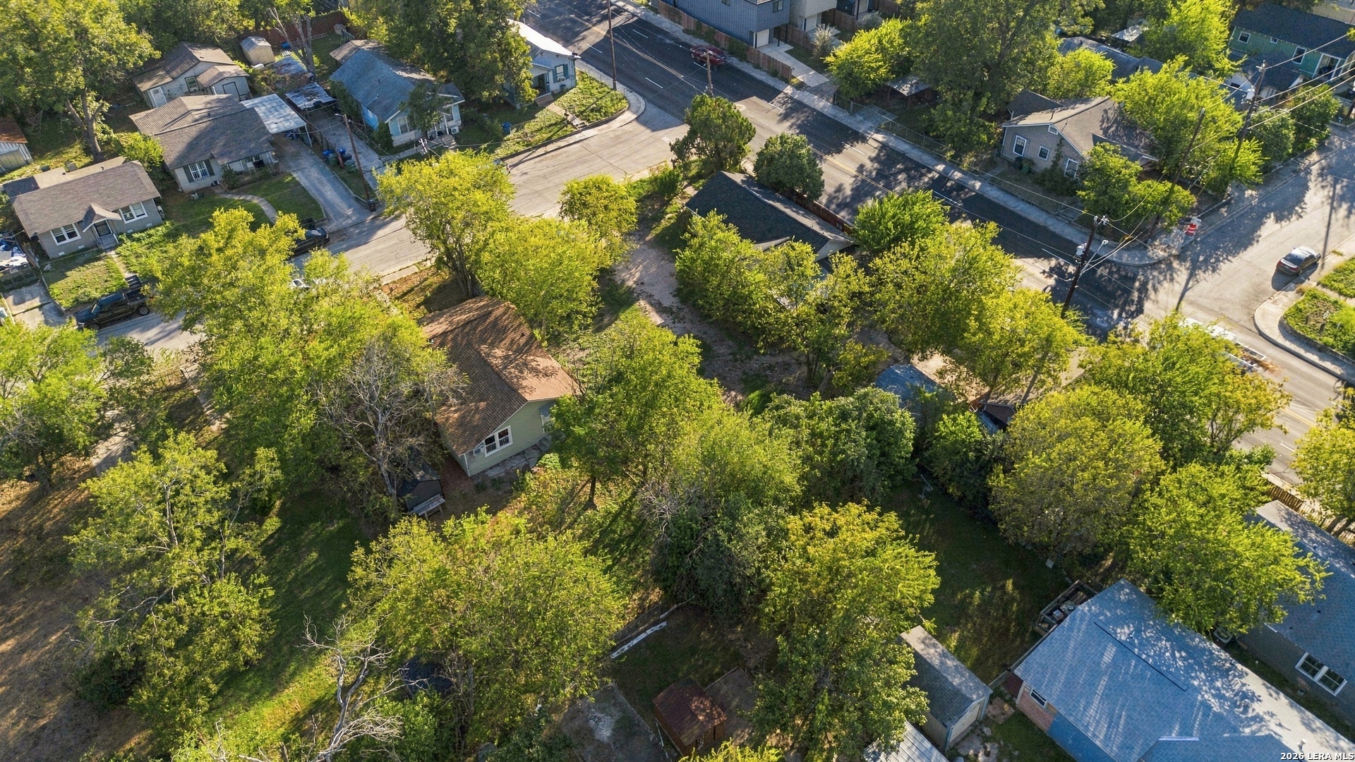 1707 N CENTER ST, San Antonio, TX 78202
