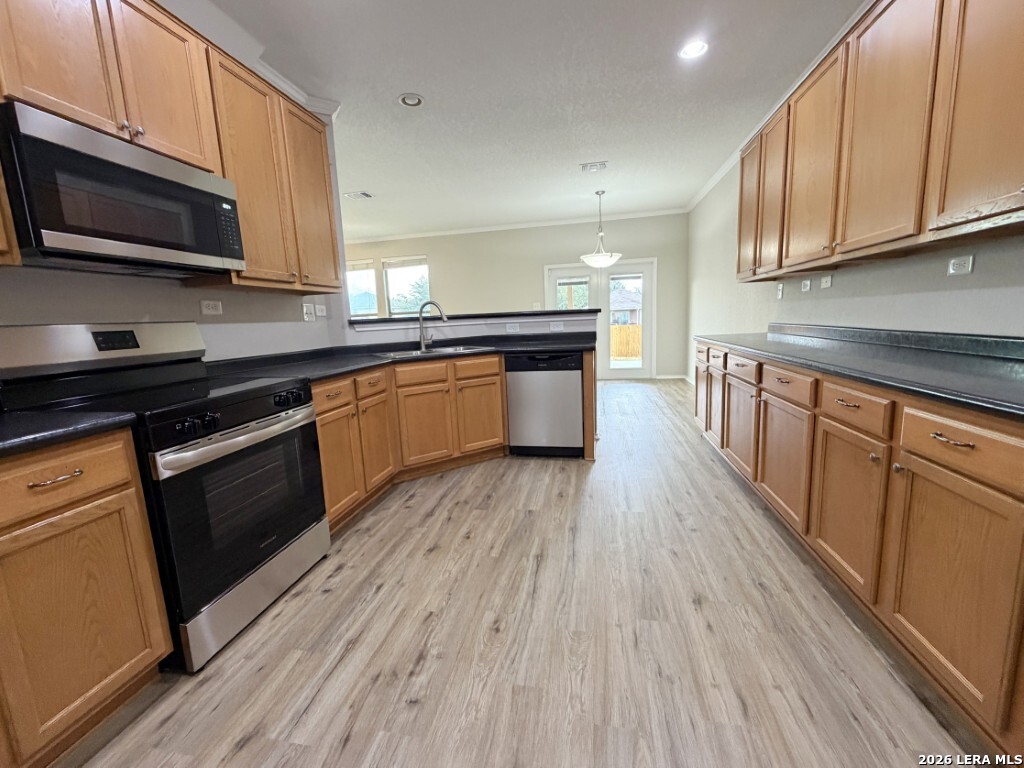 6523 San Miguel Way, Converse, TX 78109