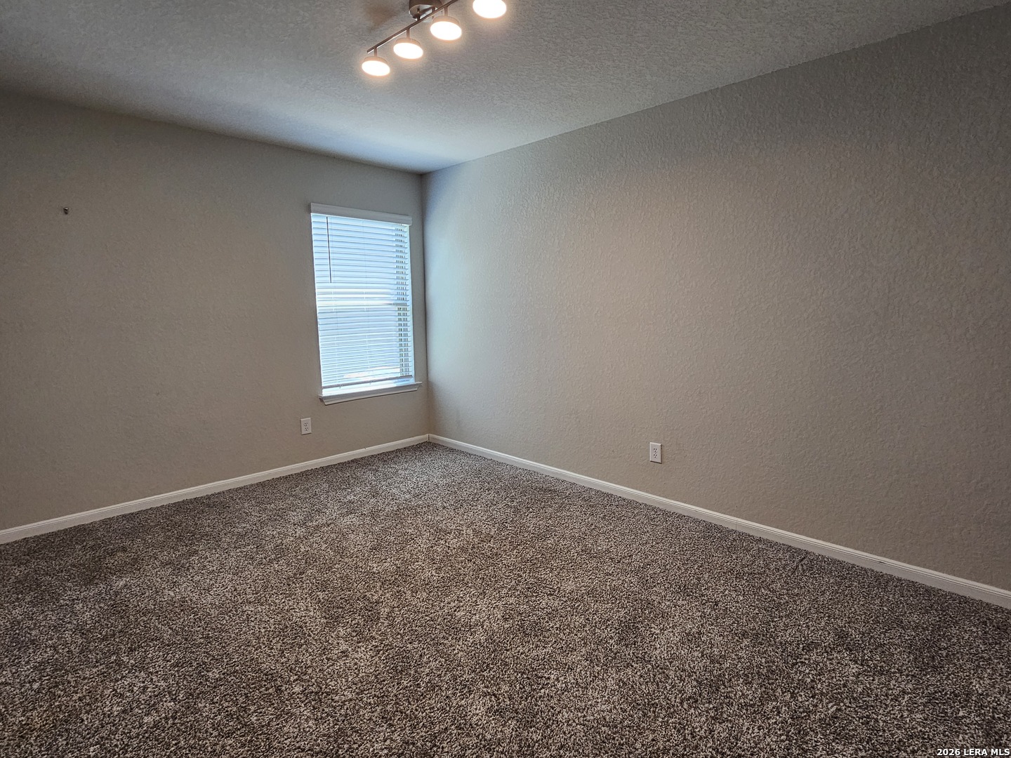 5422 ONYX VLY, San Antonio, TX 78242