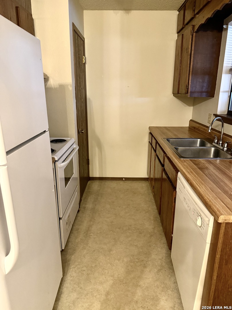207 S ARCHER ST, #APT A3, Beeville, TX 78102