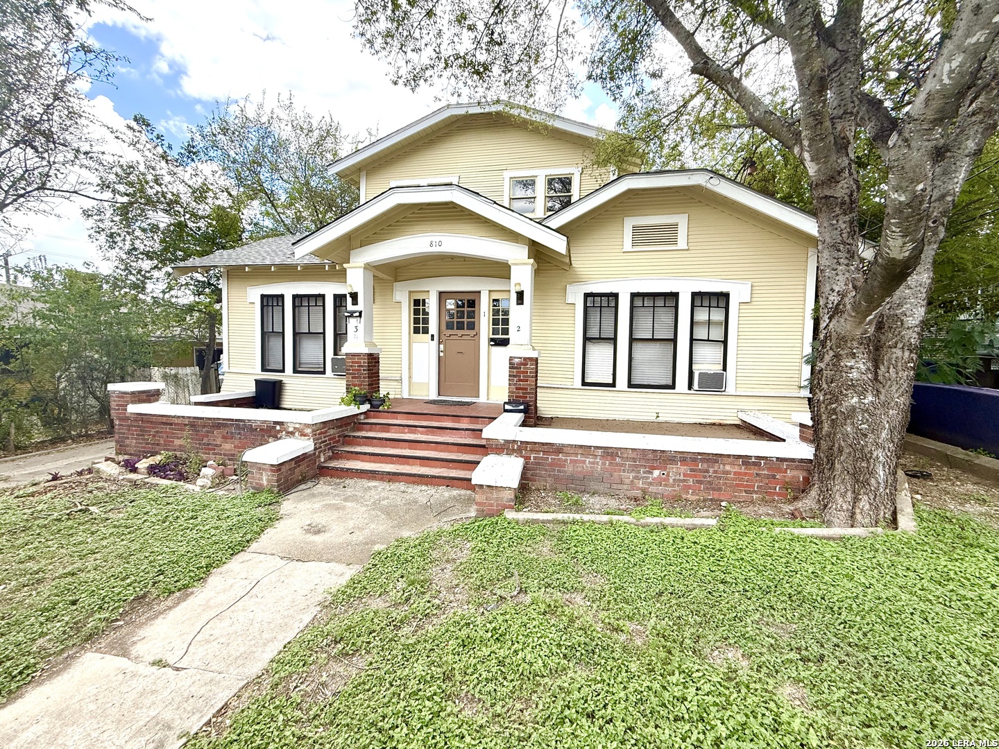 Property photo for 810 W Magnolia, #2, San Antonio, TX
