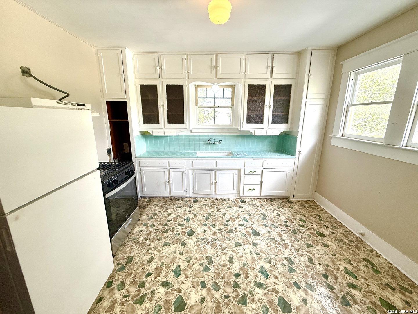 810 W Magnolia, #2, San Antonio, TX 78212