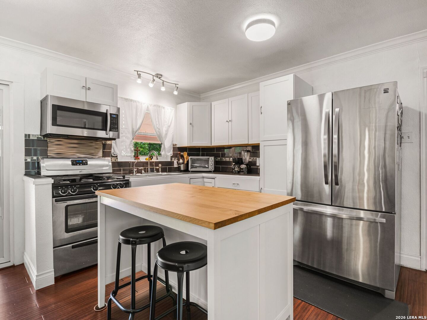 430 Sandalwood, San Antonio, TX 78216