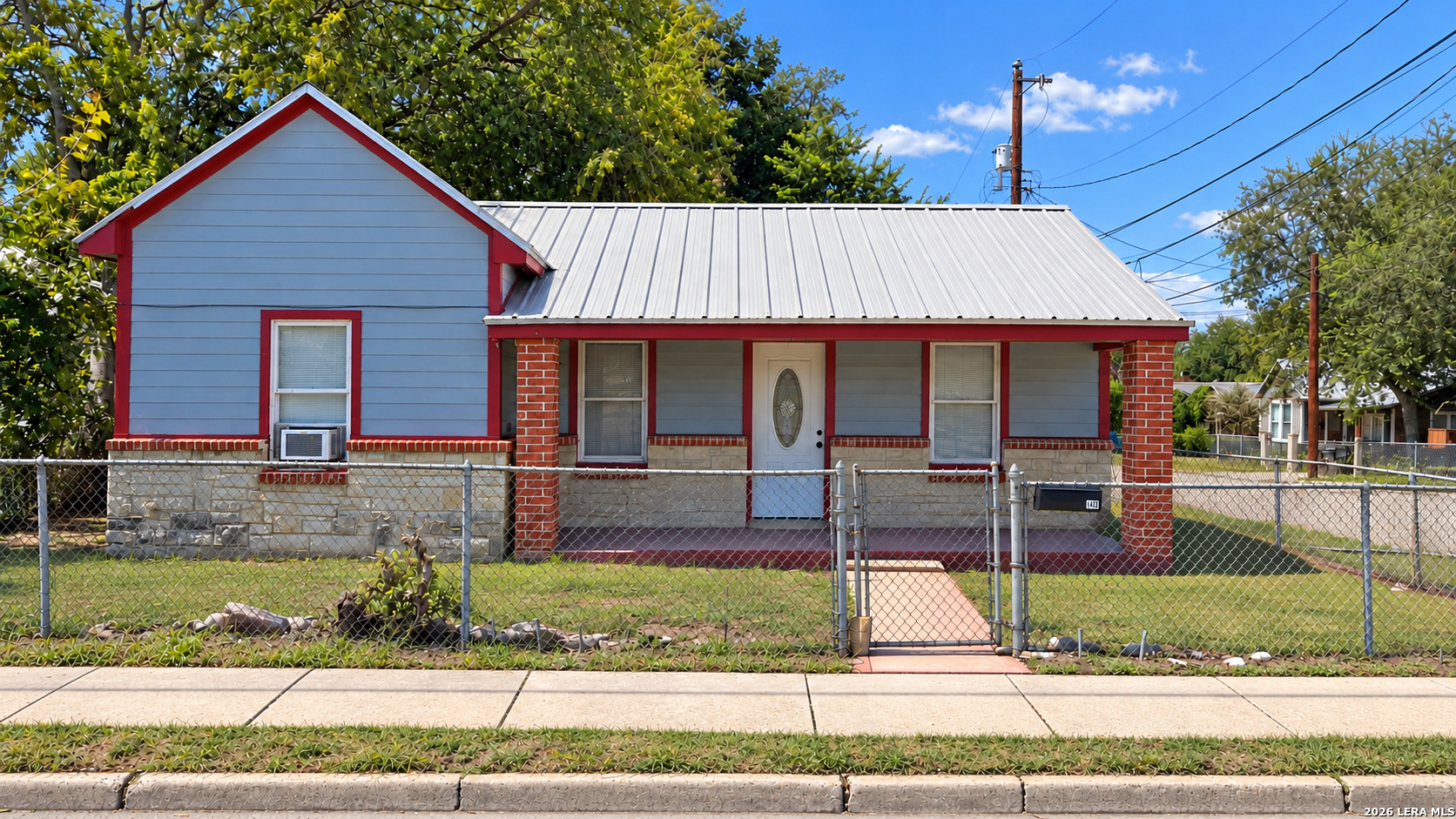 Property photo for 413 N Hackberry, San Antonio, TX