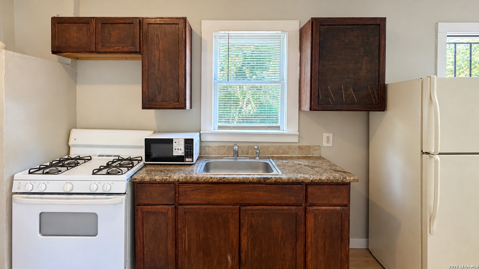 413 N Hackberry, San Antonio, TX 78202