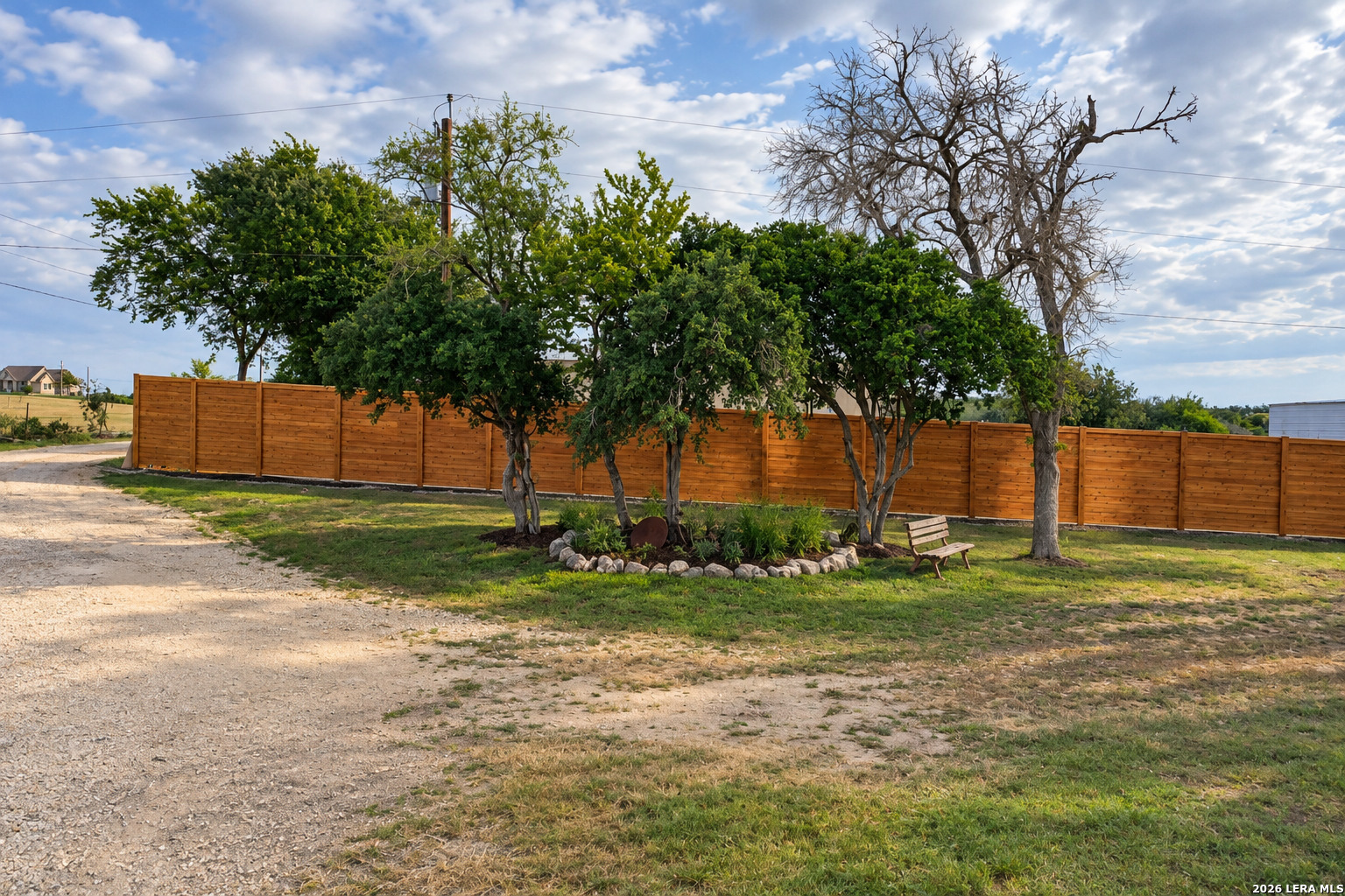 2379 WETZ RD, Marion, TX 78124