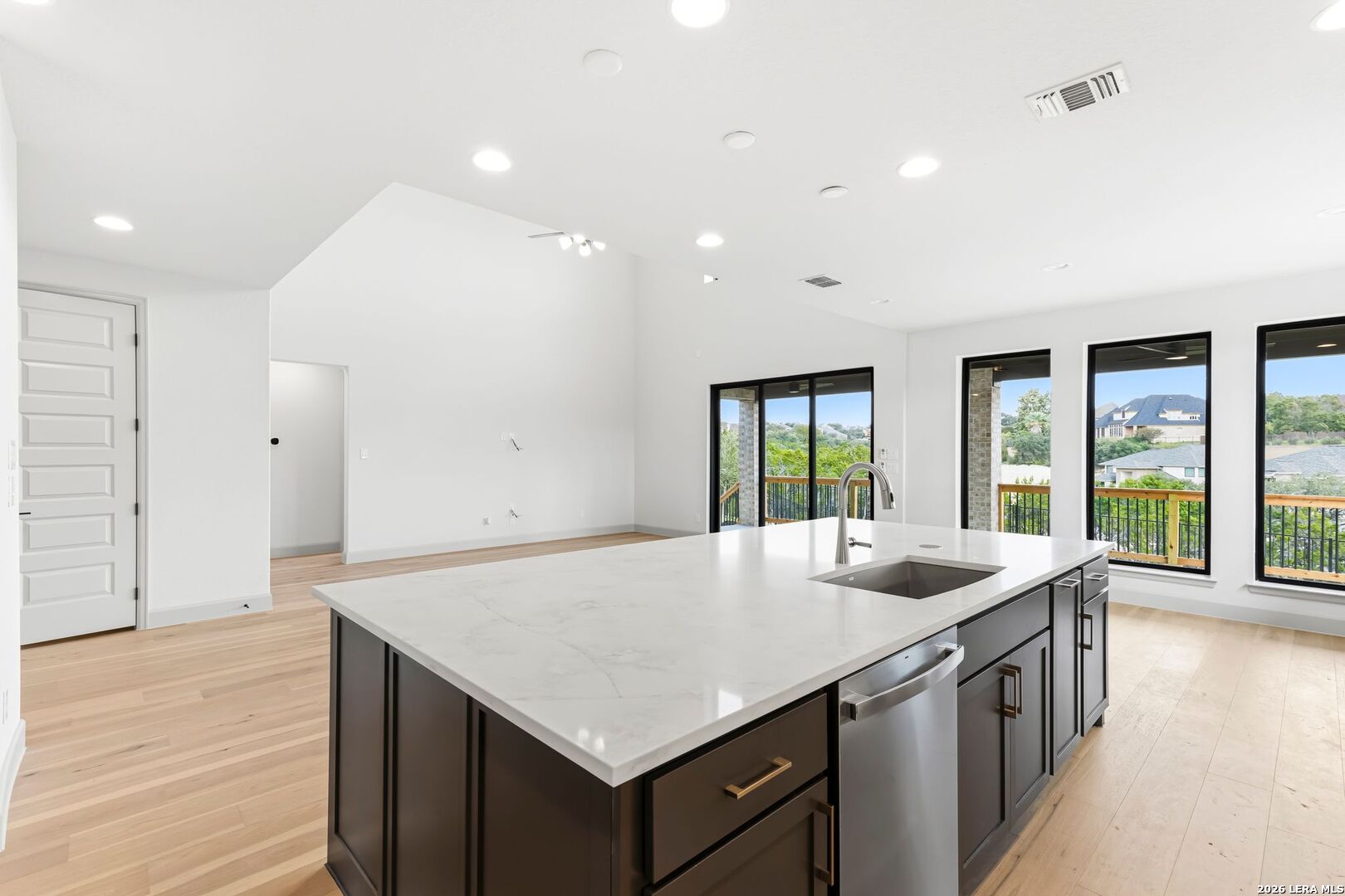 411 Canyon Hts, San Antonio, TX 78258