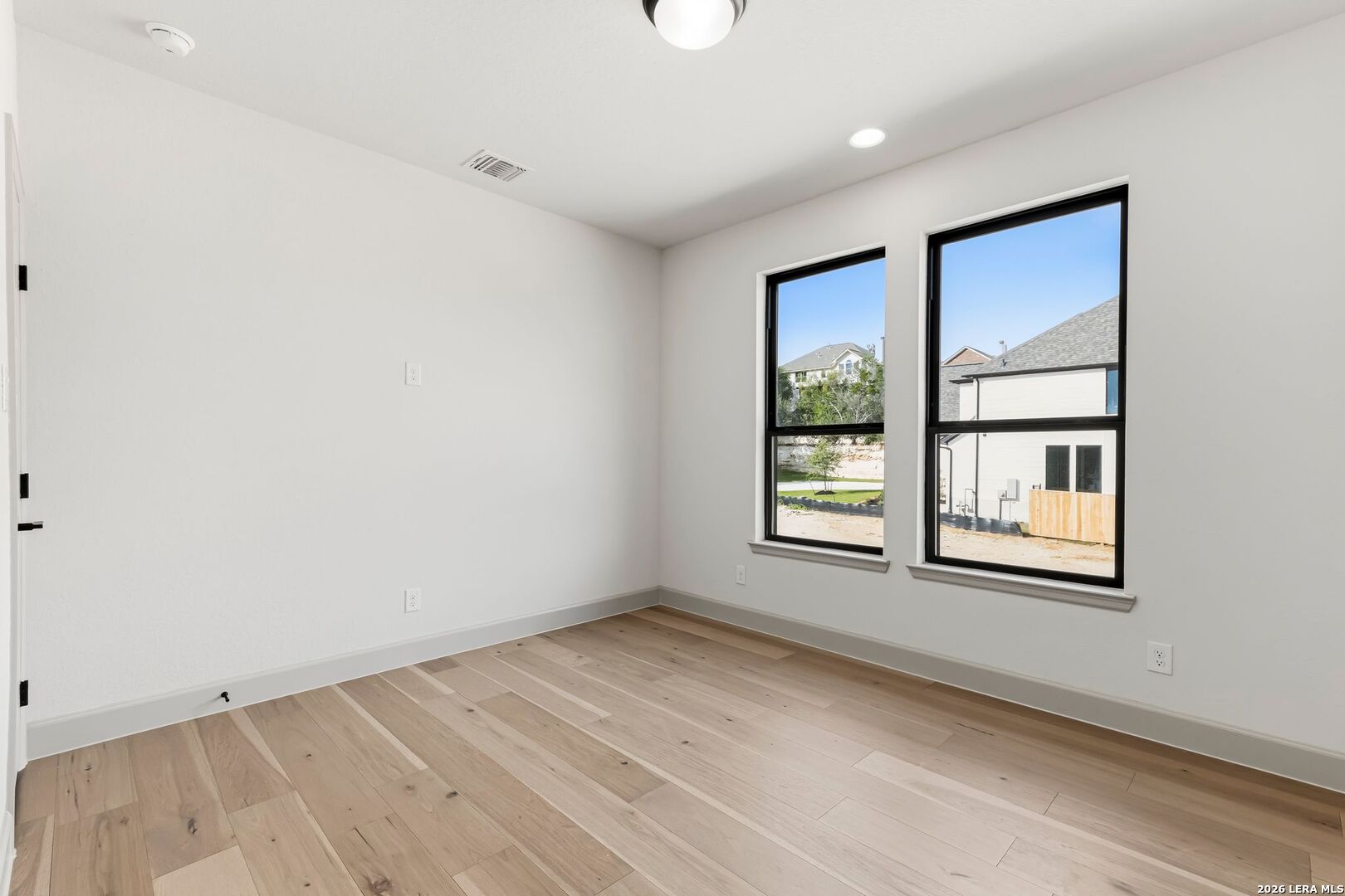 411 Canyon Hts, San Antonio, TX 78258