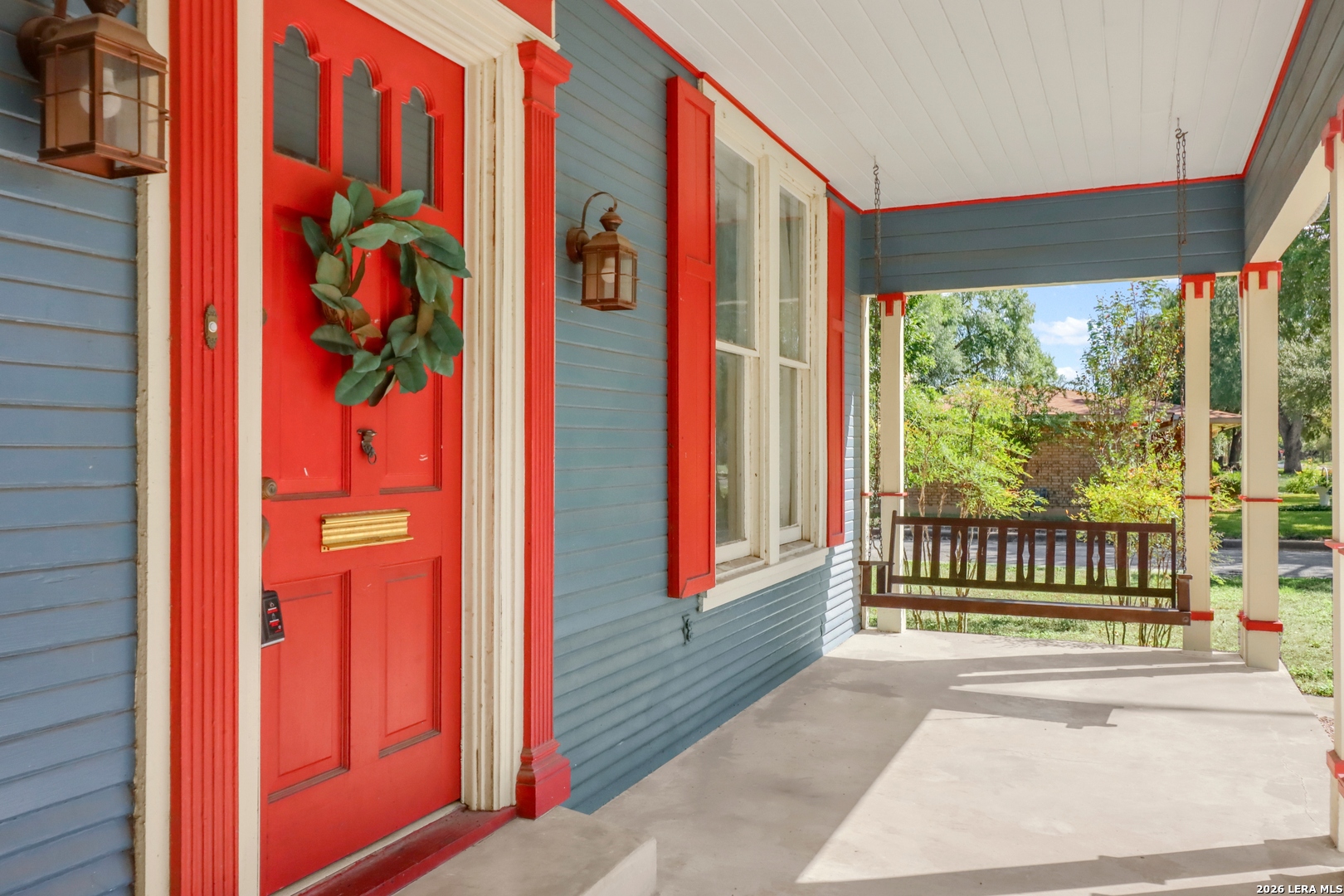 966 Bismark, Seguin, TX 78155