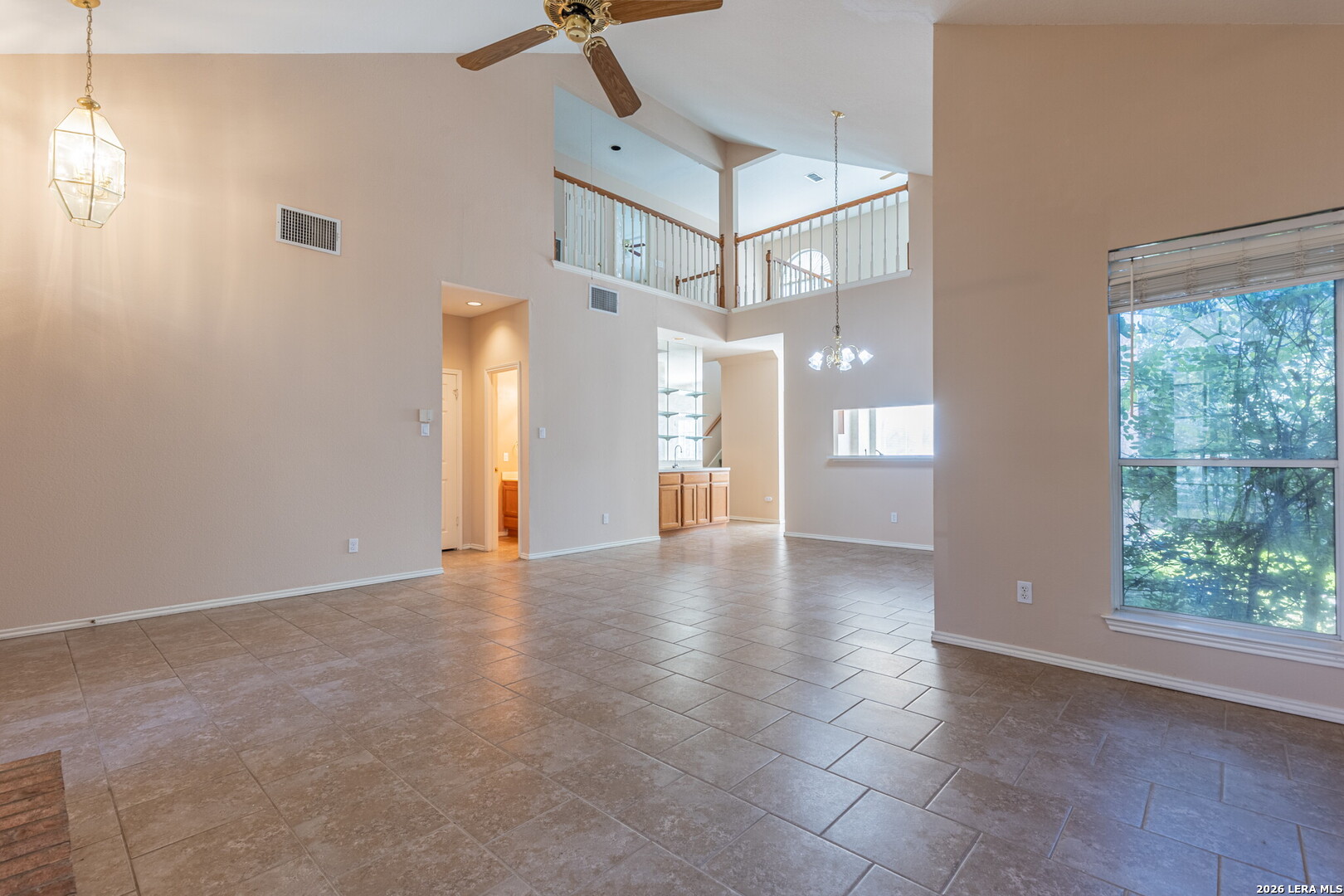 5946 CREEKWAY, San Antonio, TX 78247
