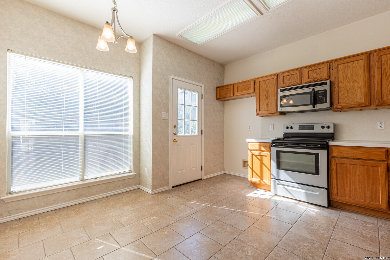 5946 CREEKWAY, San Antonio, TX 78247