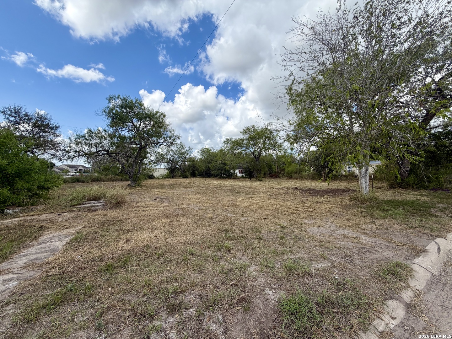 0 9th, Kenedy, TX 78119