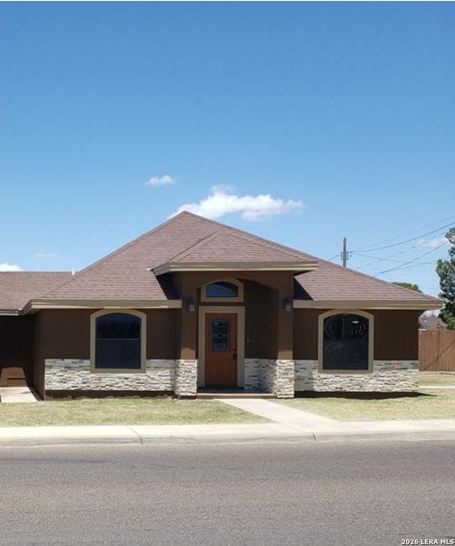 1698 RIO GRANDE ST., #A, Eagle Pass, TX 78852