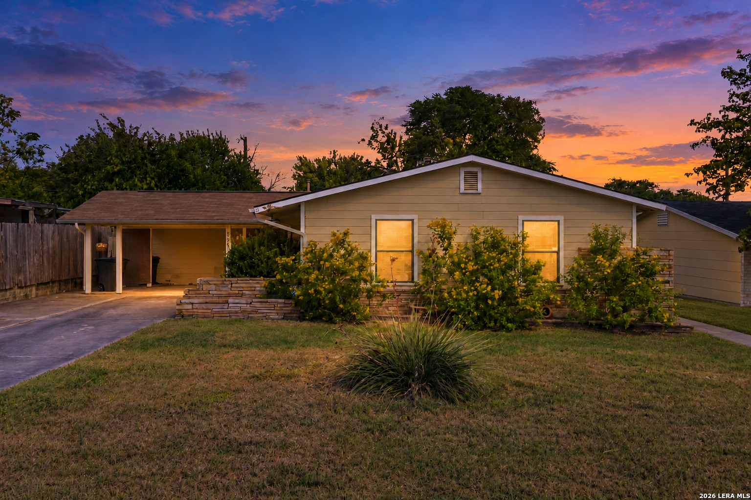 Property photo for 551 CRAIGMONT LN, San Antonio, TX