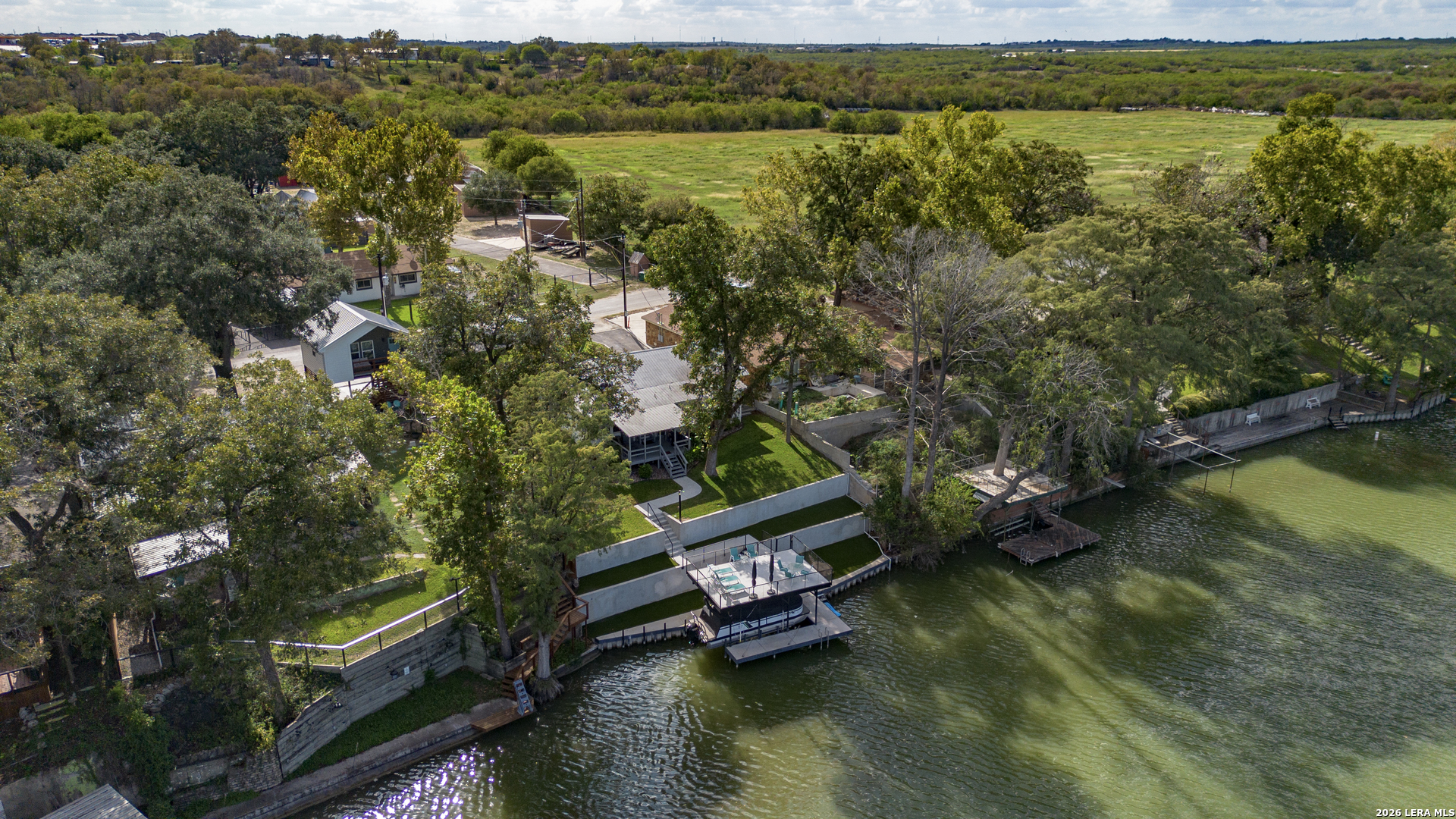 951 Reiley Rd, Seguin, TX 78155