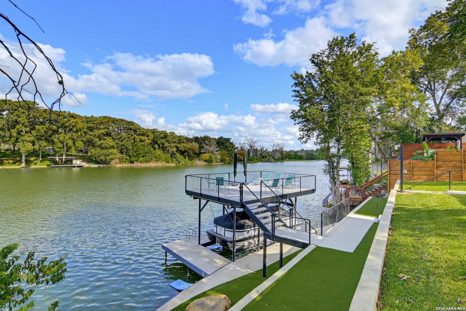 951 Reiley Rd, Seguin, TX 78155
