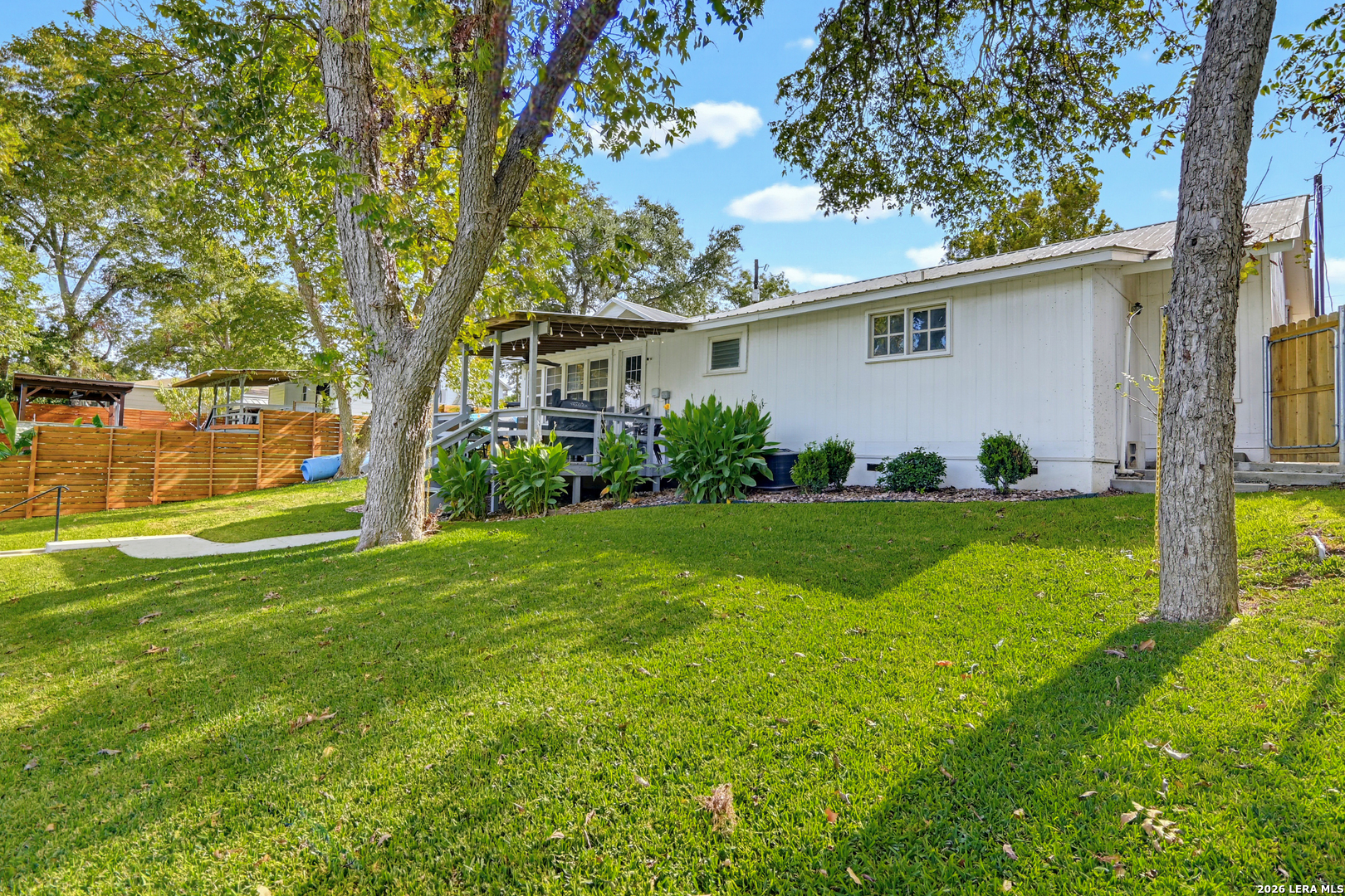 951 Reiley Rd, Seguin, TX 78155