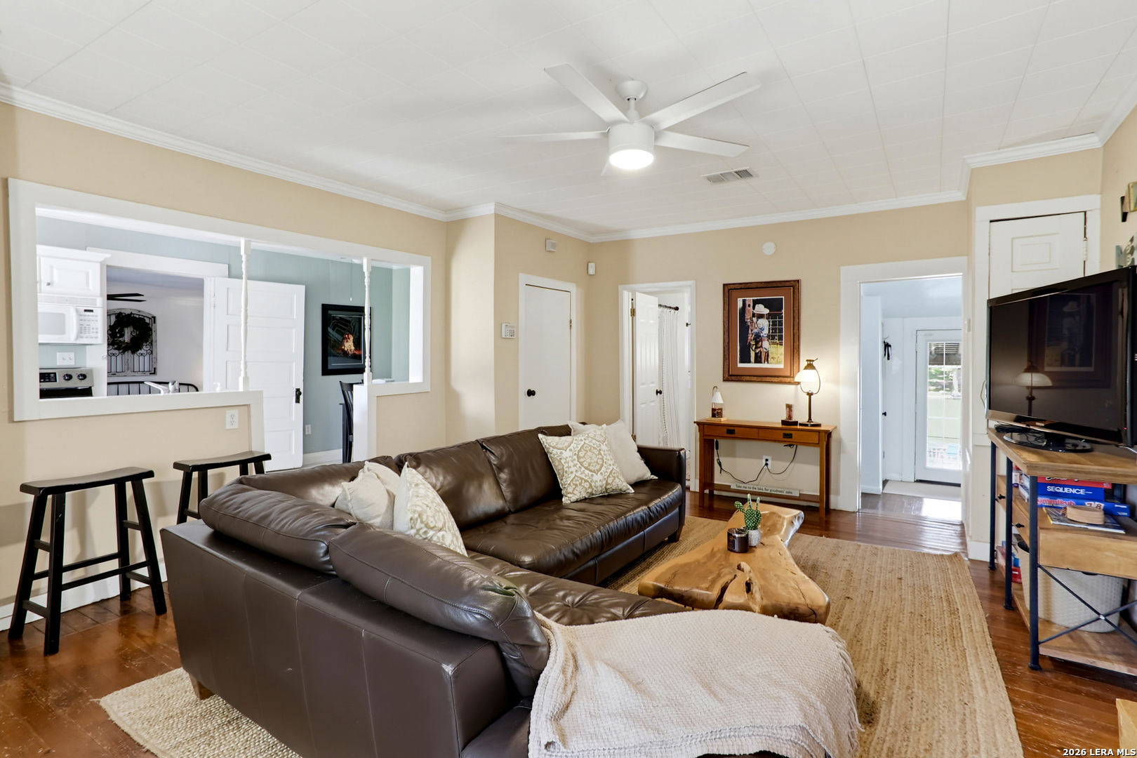951 Reiley Rd, Seguin, TX 78155
