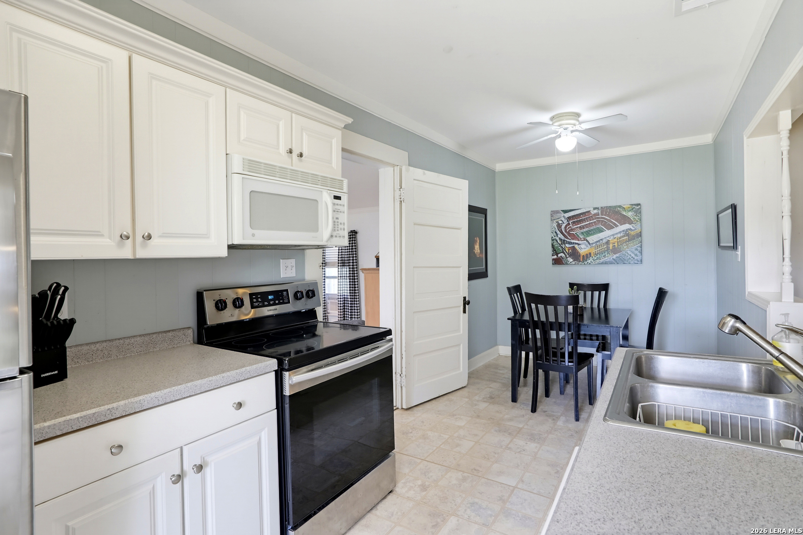 951 Reiley Rd, Seguin, TX 78155