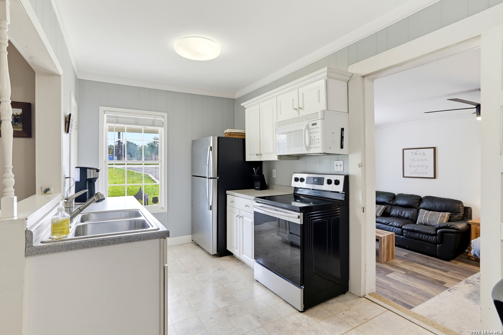 951 Reiley Rd, Seguin, TX 78155