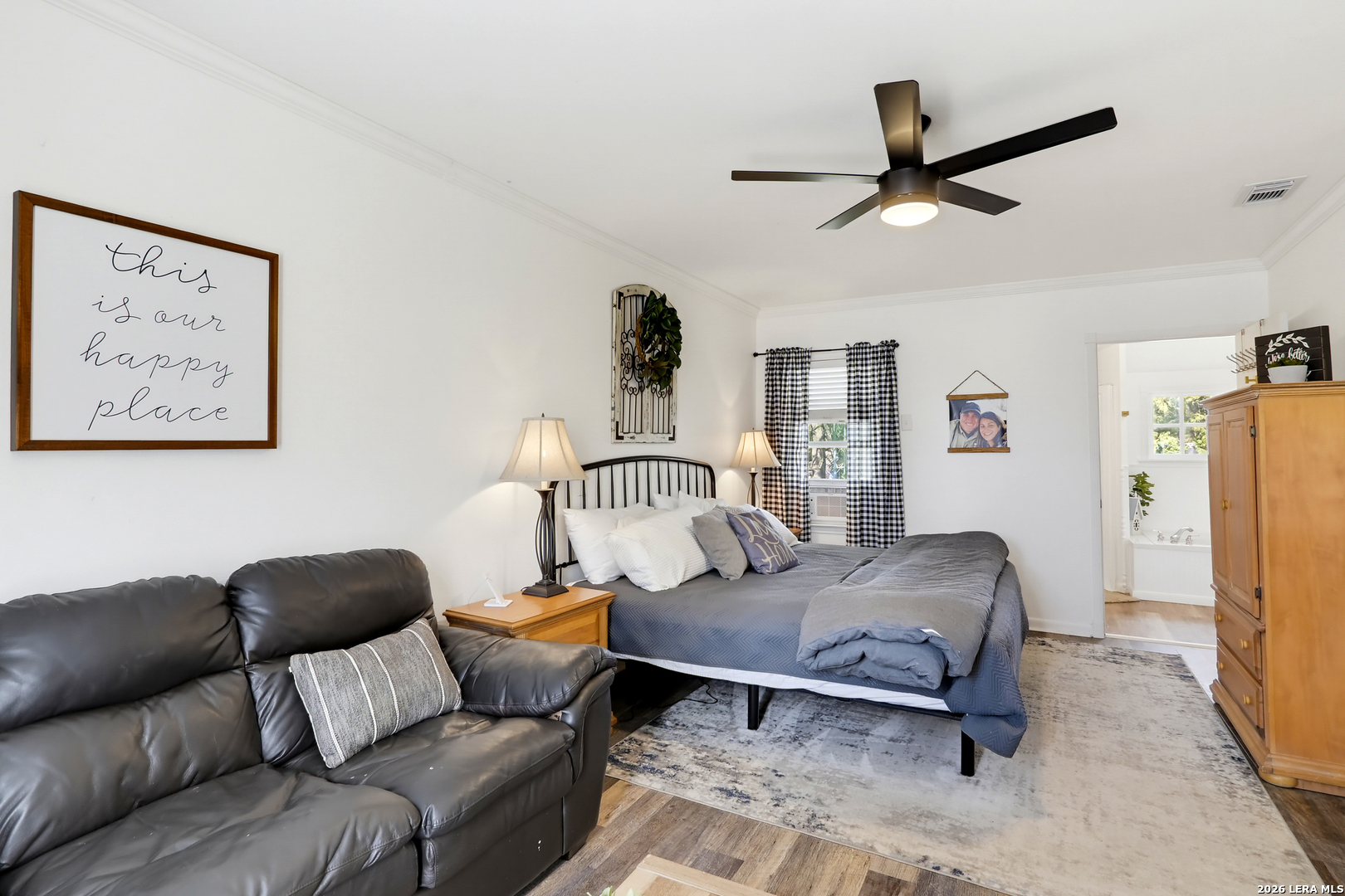 951 Reiley Rd, Seguin, TX 78155