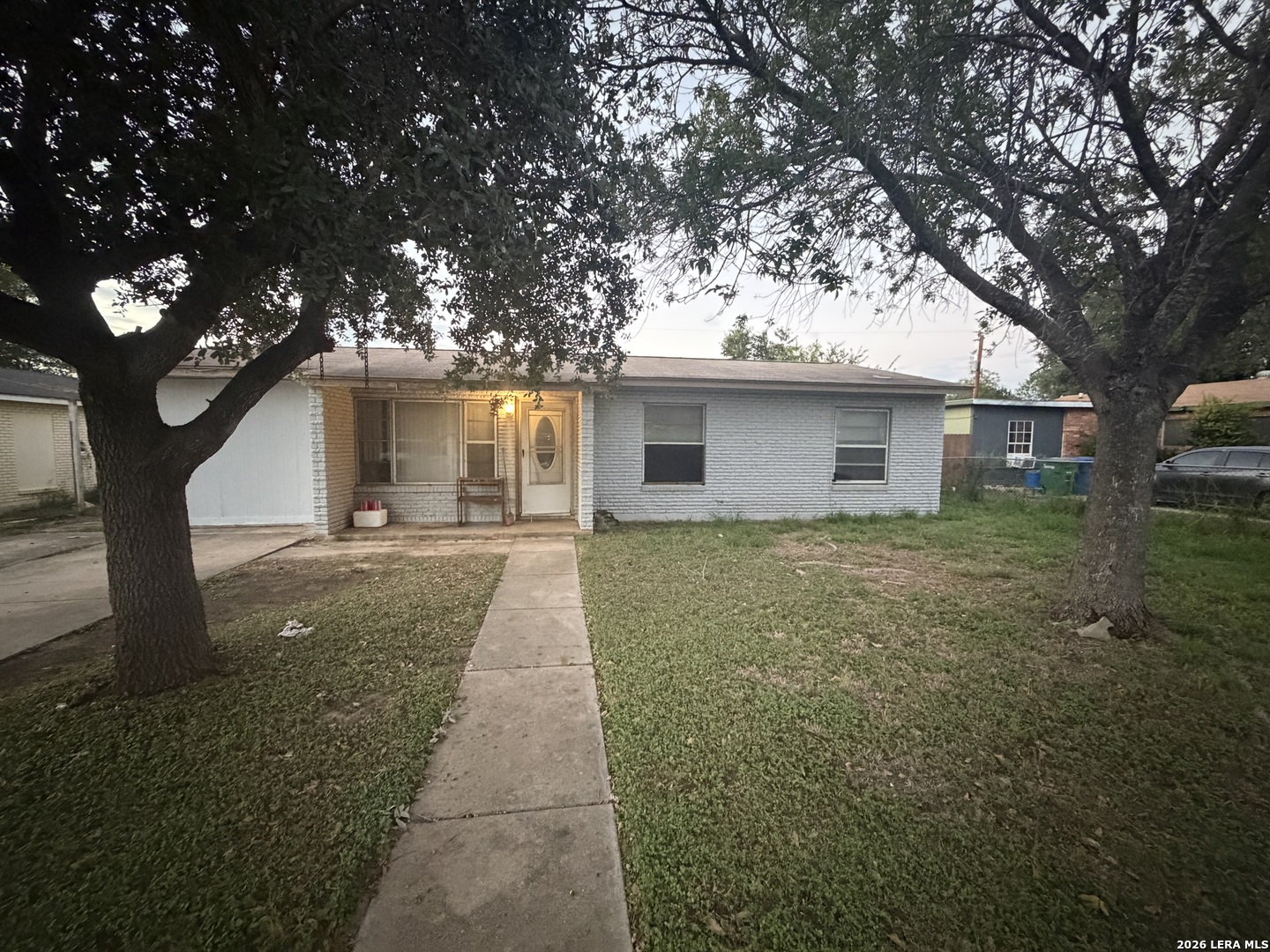 Property photo for 411 E Mally, San Antonio, TX