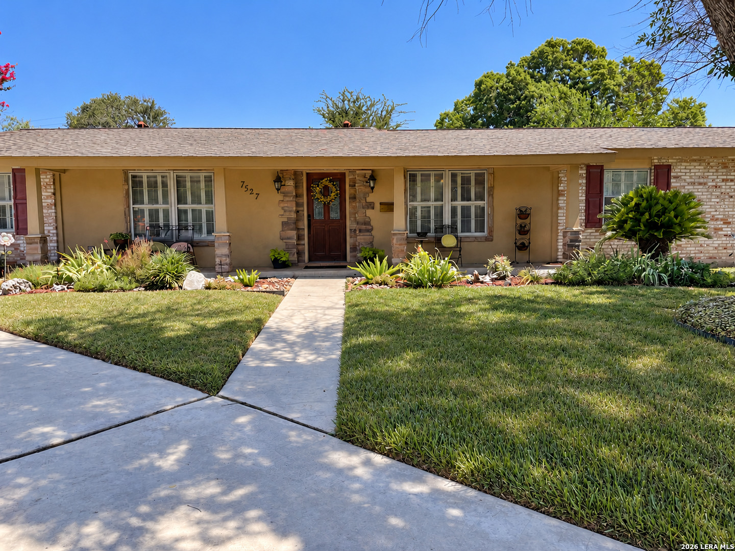 Property photo for 7527 Quail Run, San Antonio, TX