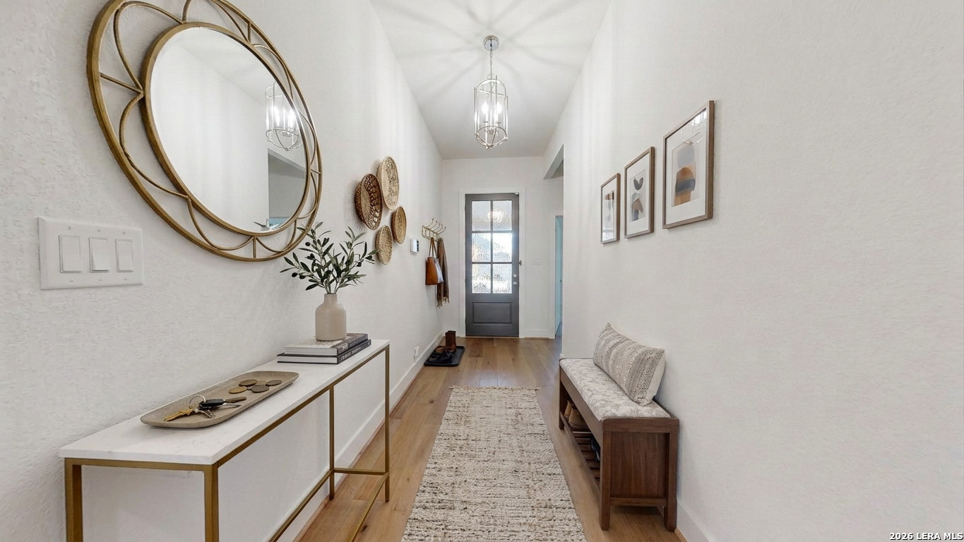 Entry/Foyer