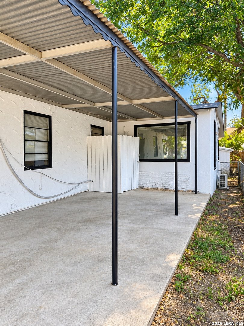 246 Benita St, #2, San Antonio, TX 78210
