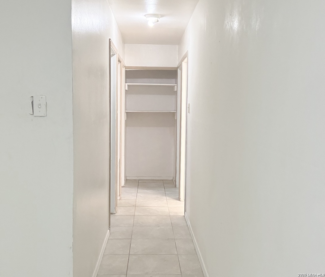 5234 VILLAGE ROW, San Antonio, TX 78218