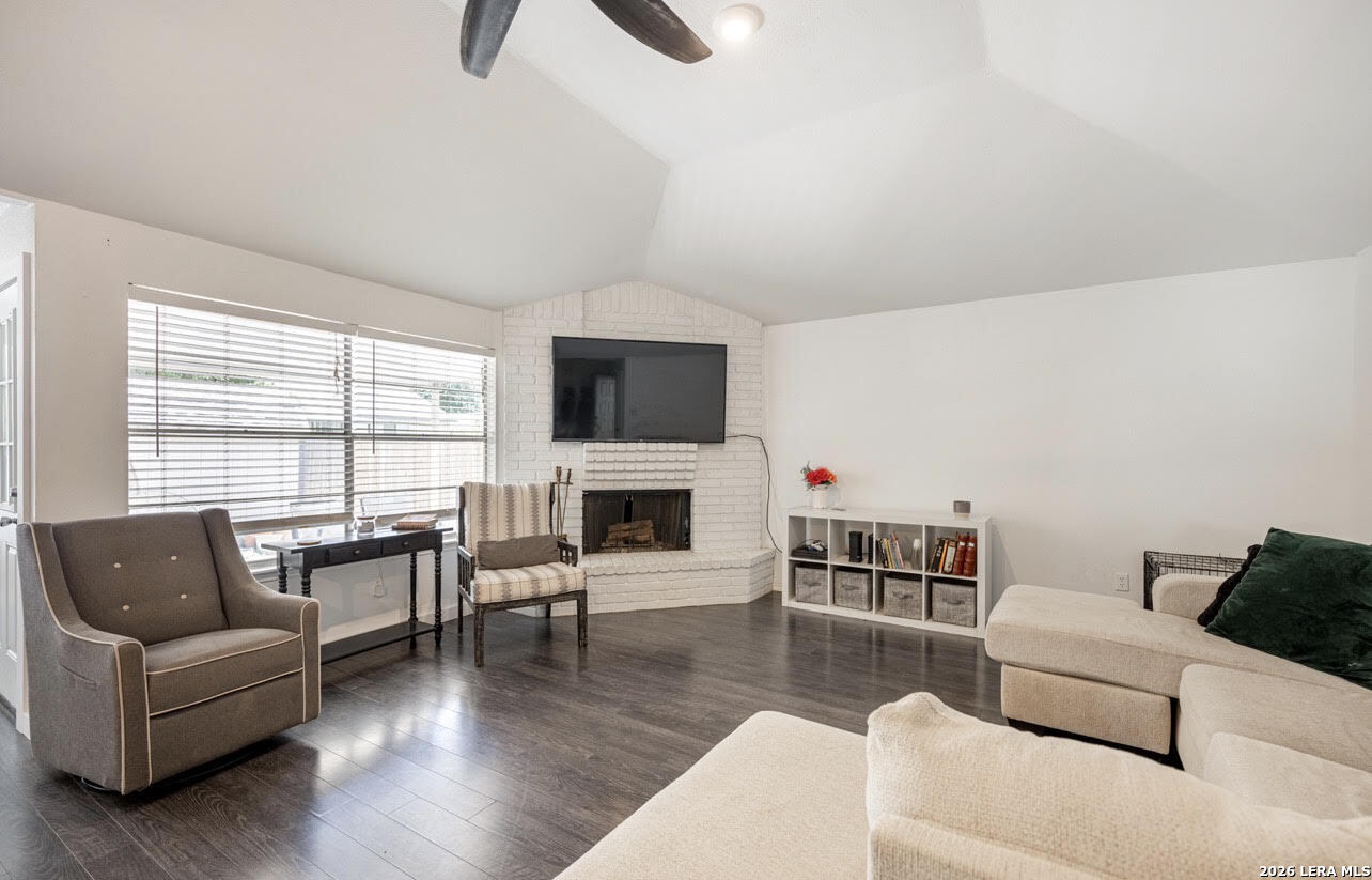 2600 STAR LIGHT LN, Schertz, TX 78154