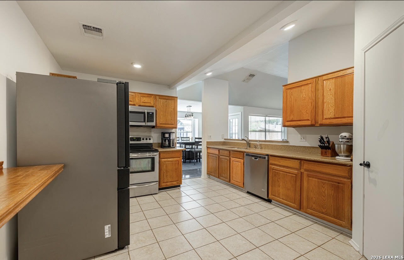2600 STAR LIGHT LN, Schertz, TX 78154