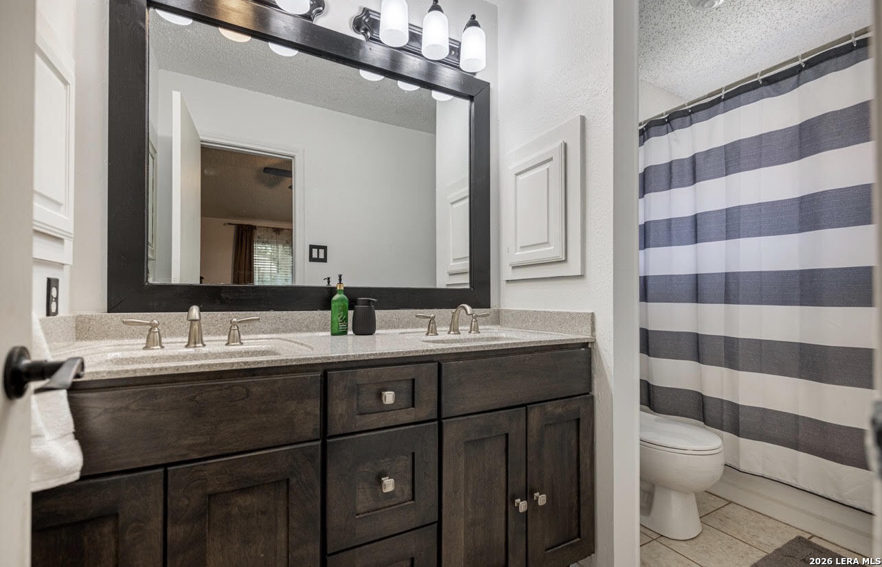2600 STAR LIGHT LN, Schertz, TX 78154