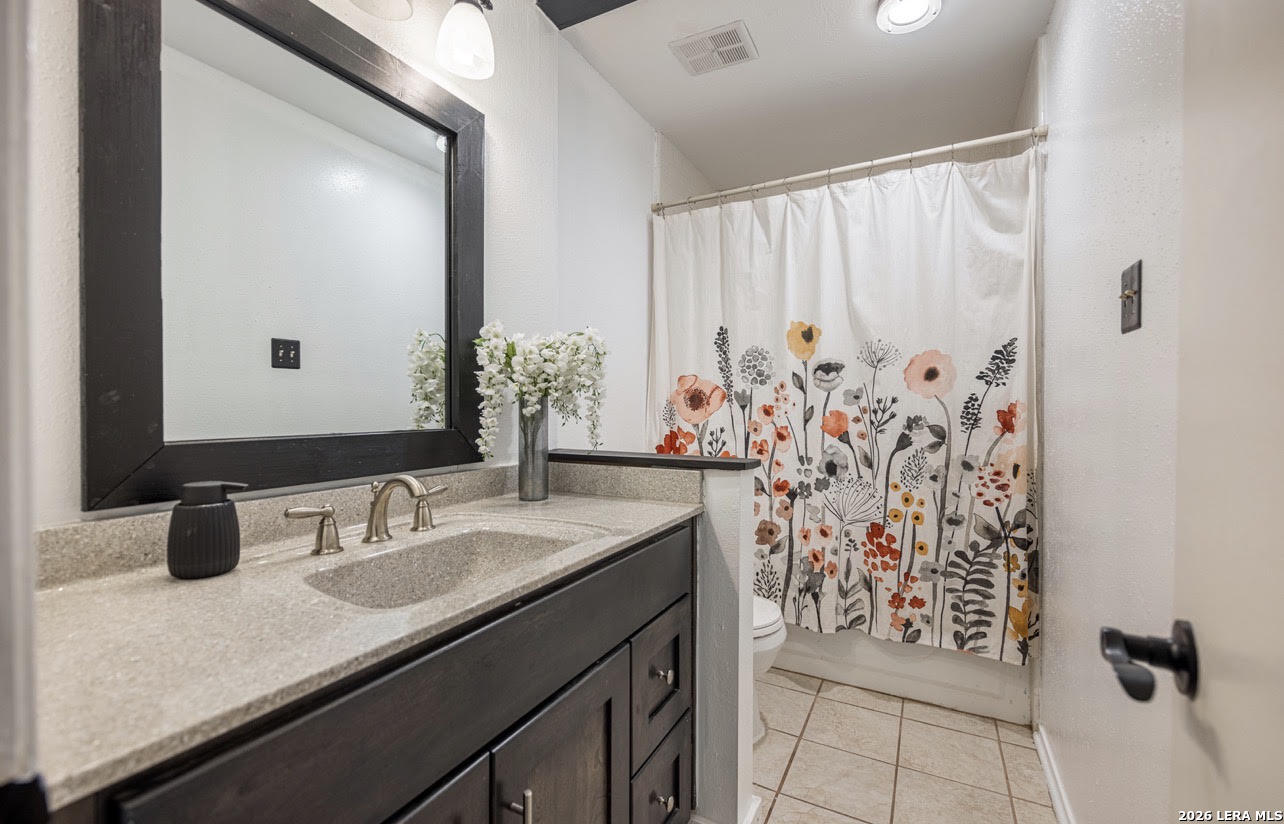 2600 STAR LIGHT LN, Schertz, TX 78154