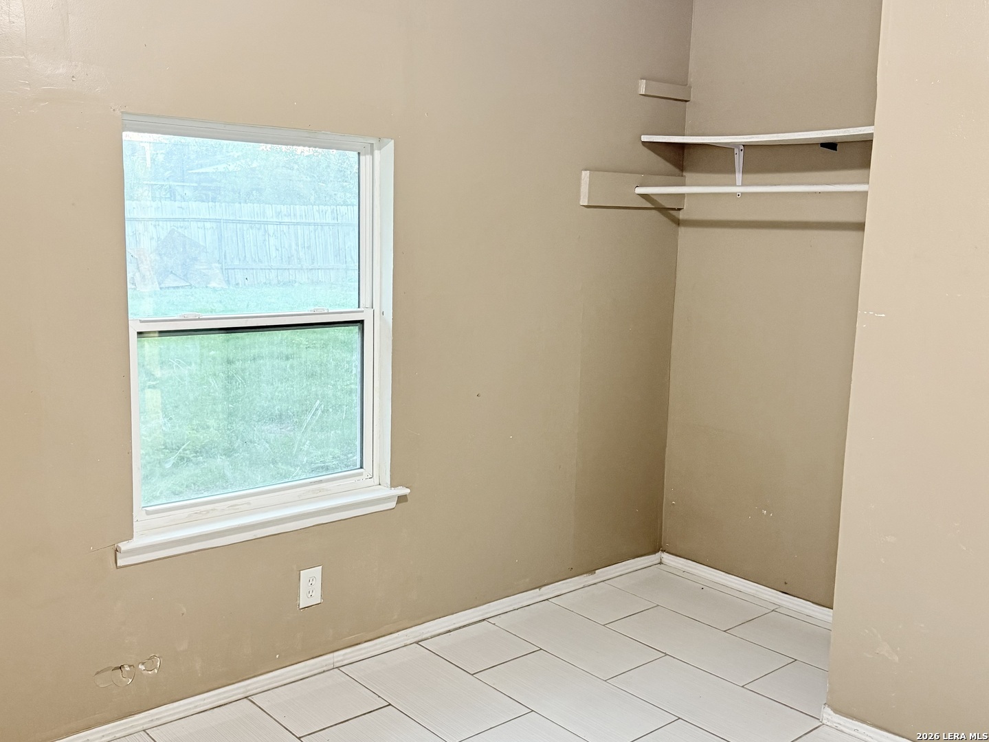 5234 VILLAGE ROW, San Antonio, TX 78218