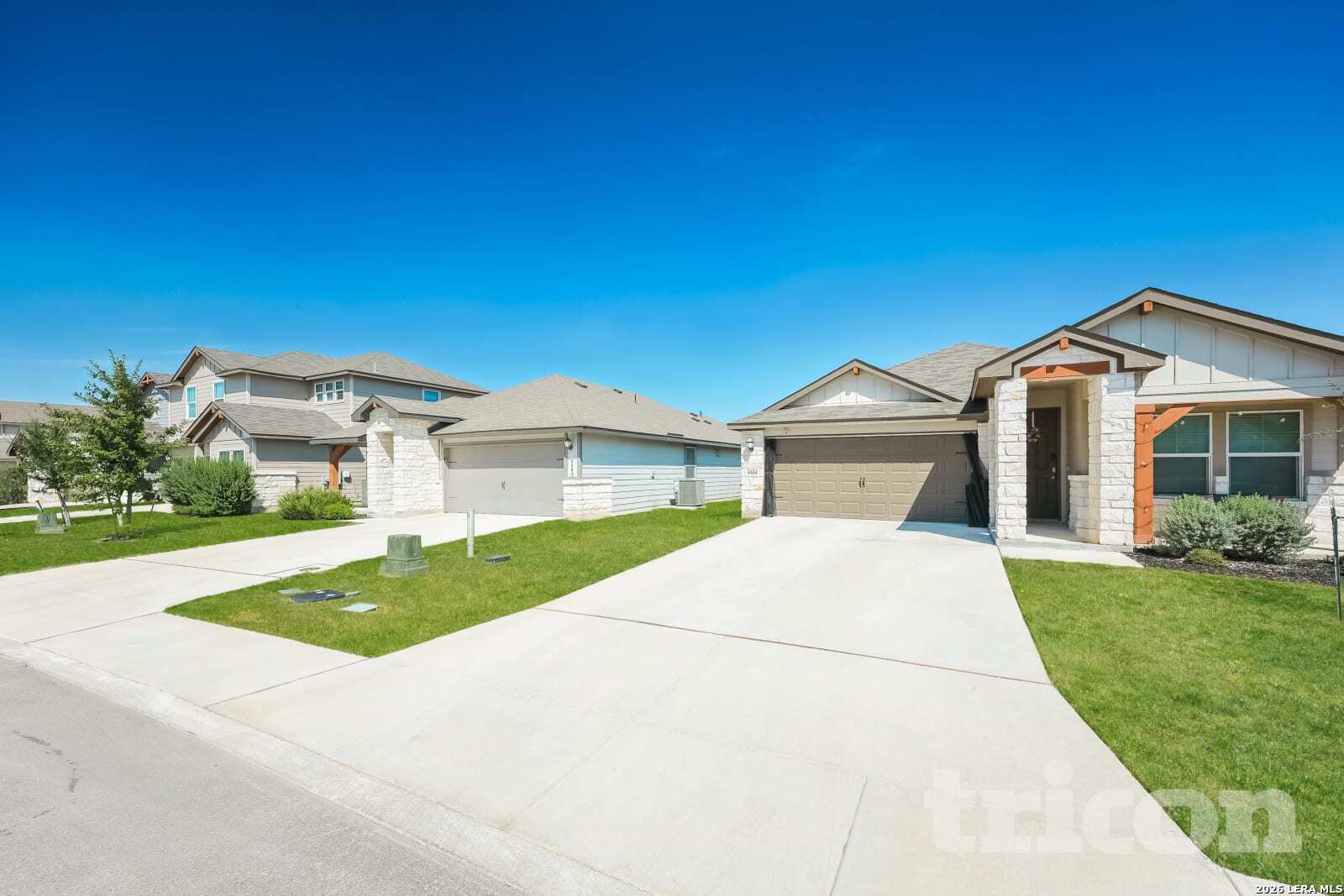 13605 Paxton Boulevard, St Hedwig, TX 78152