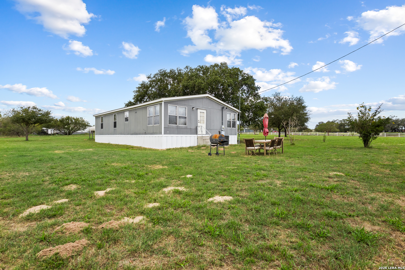 4320 County Road 331, Floresville, TX 78114