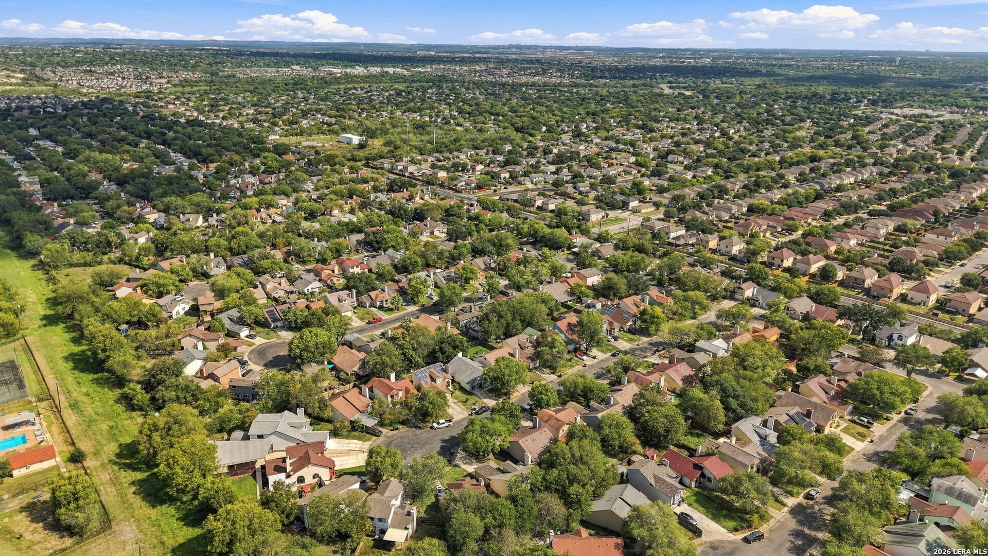 10242 Aurora Field Dr, San Antonio, TX 78245