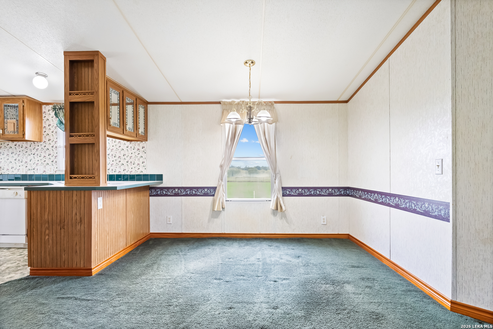 4320 County Road 331, Floresville, TX 78114