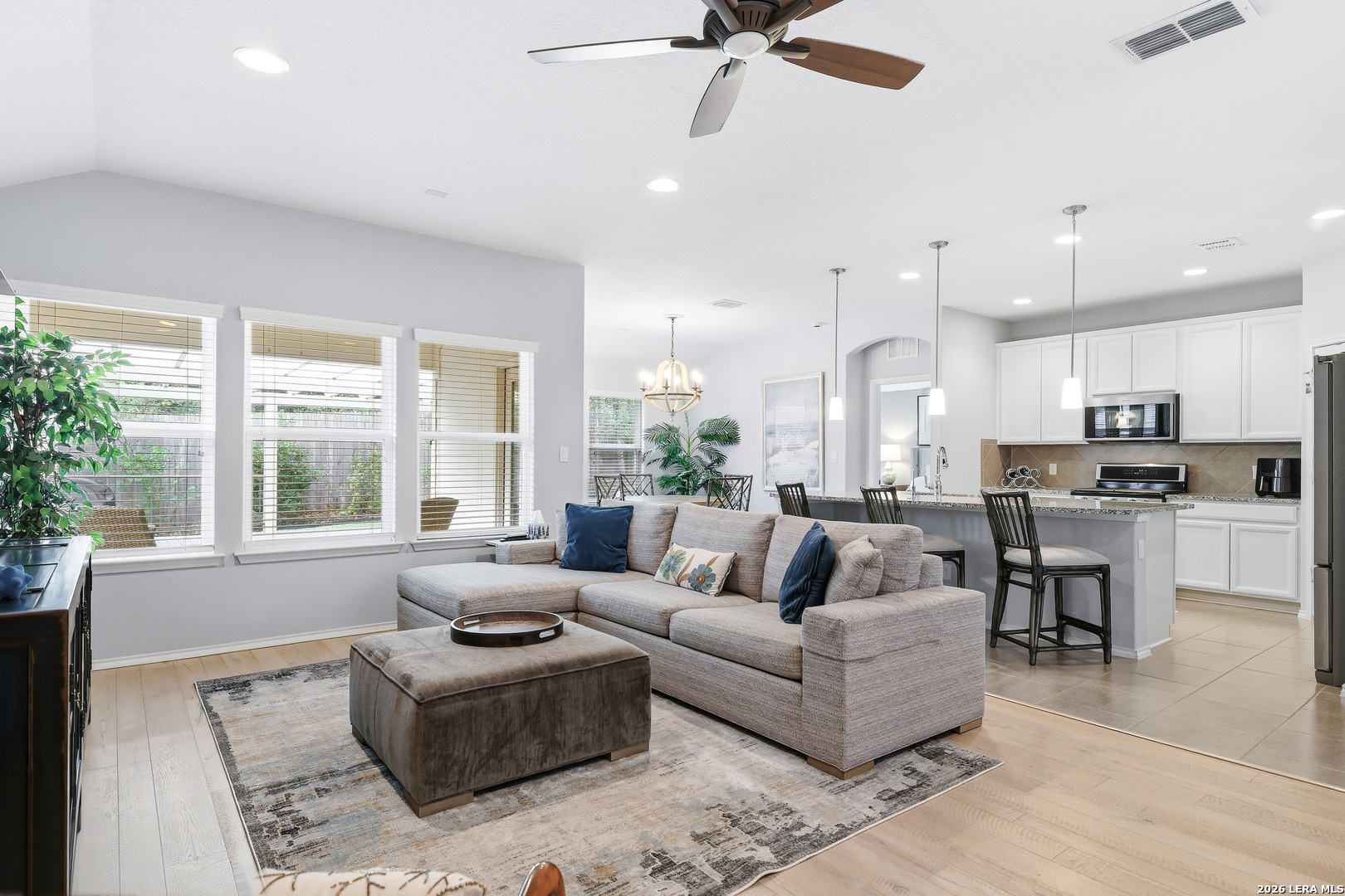 10616 Hibiscus Cove, Helotes, TX 78023