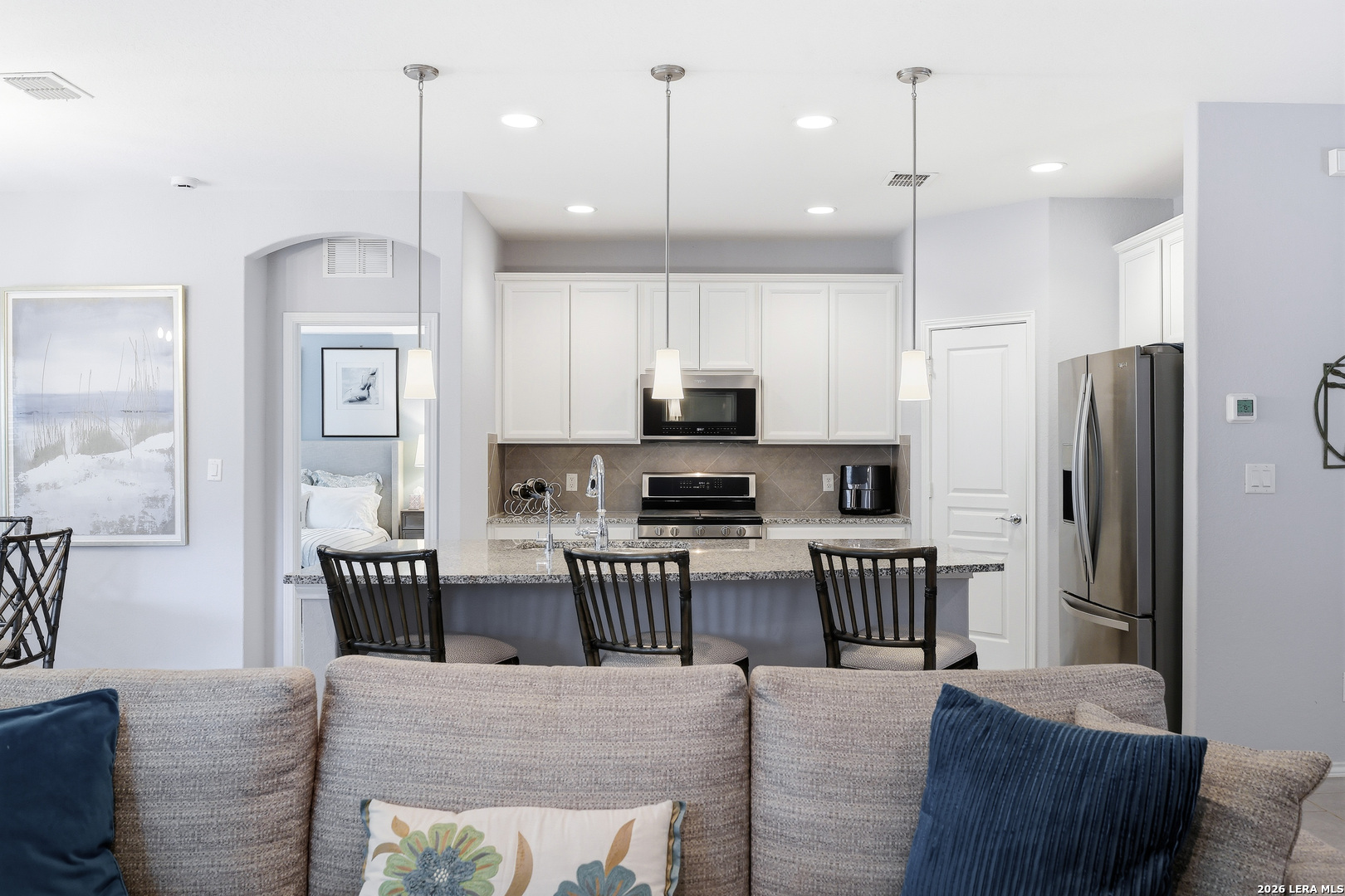 Eat-In Kitchen