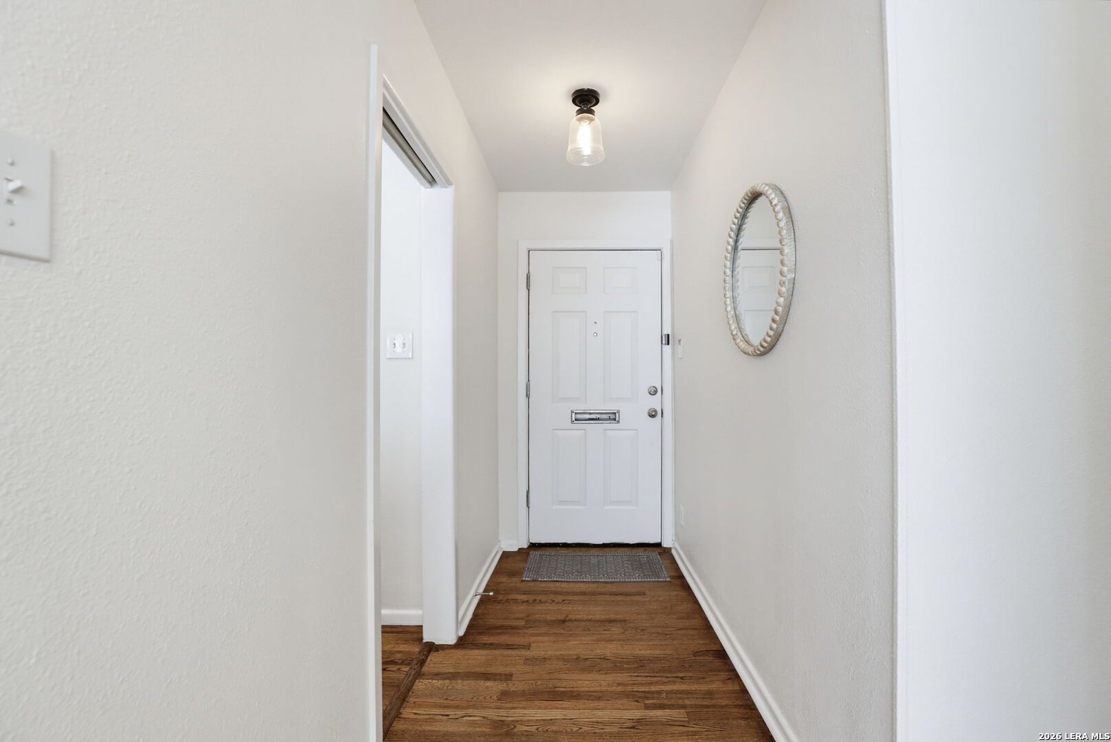 Entry/Foyer